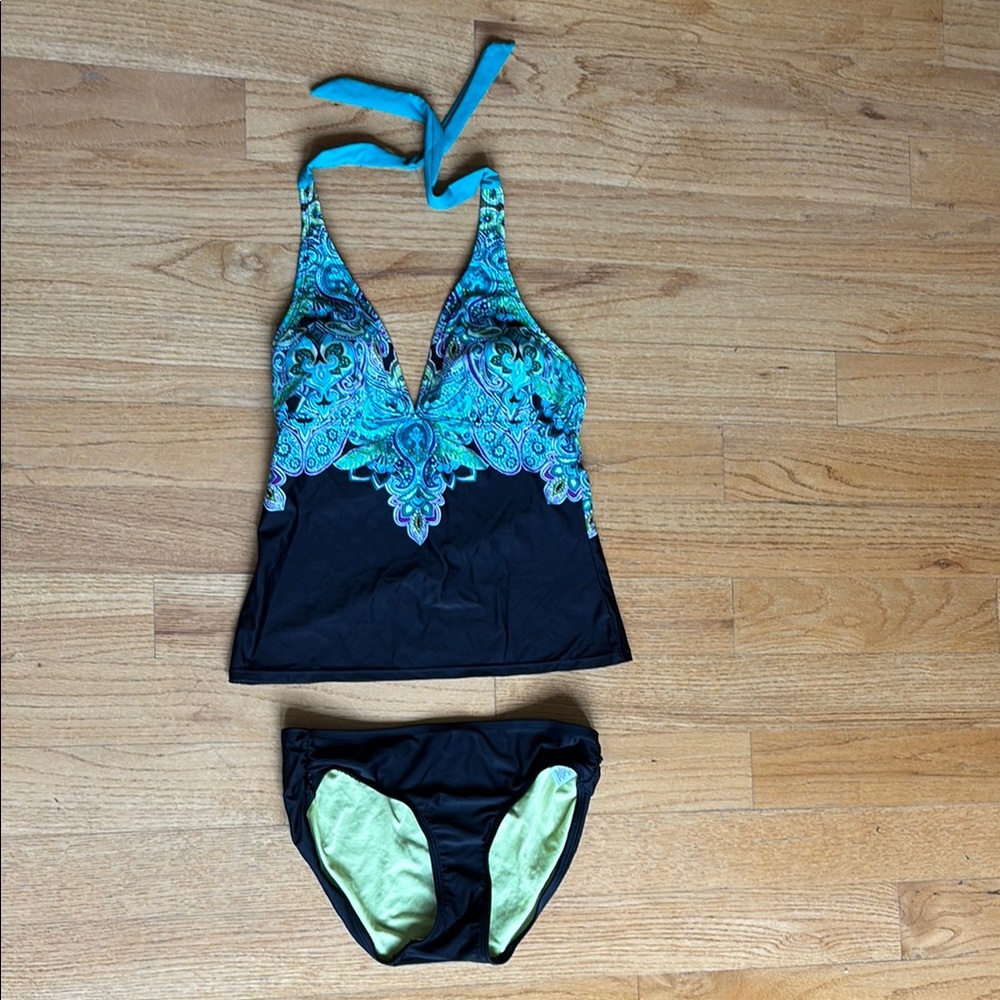 Athleta Black and Blue Patterned Bikini Top